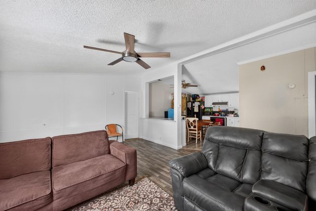 137 Glencrest Drive, Gaston, SC 29053