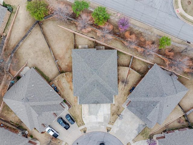 13821 Oxford Drive, Edmond, OK 73013