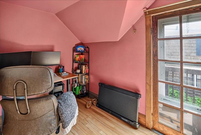 1013 Oakland Avenue, Madison, WI 53711