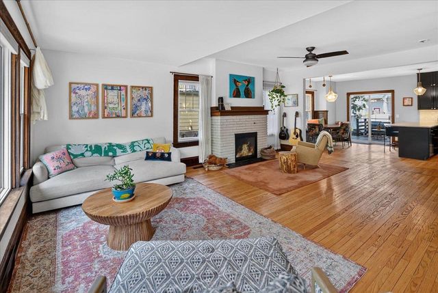 1013 Oakland Avenue, Madison, WI 53711