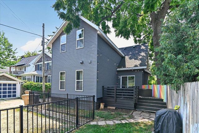 1013 Oakland Avenue, Madison, WI 53711