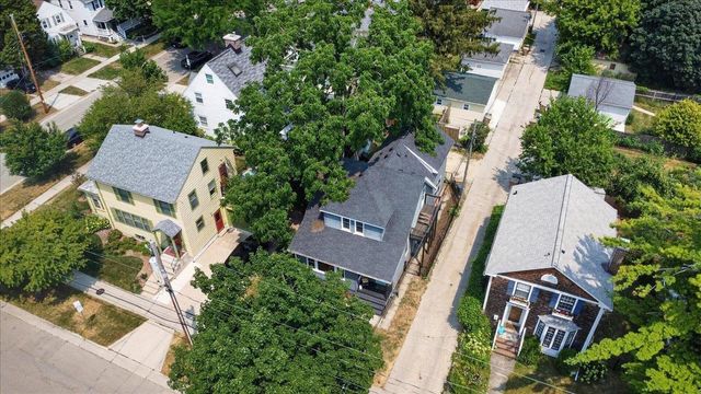 1013 Oakland Avenue, Madison, WI 53711