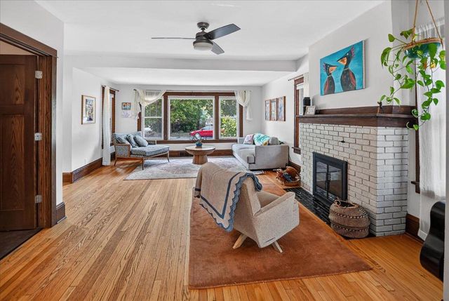 1013 Oakland Avenue, Madison, WI 53711