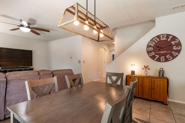 8800 Globe Street NW, Albuquerque, NM 87114