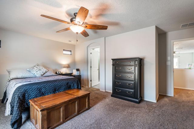 8800 Globe Street NW, Albuquerque, NM 87114