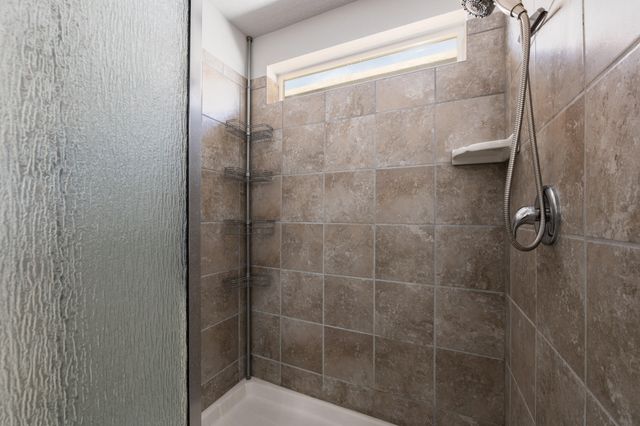 8800 Globe Street NW, Albuquerque, NM 87114