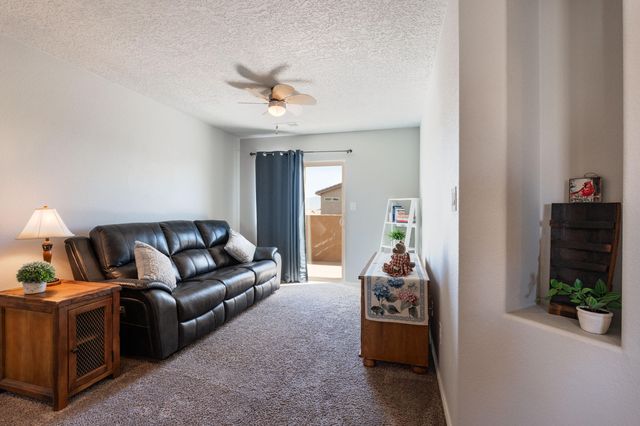 8800 Globe Street NW, Albuquerque, NM 87114