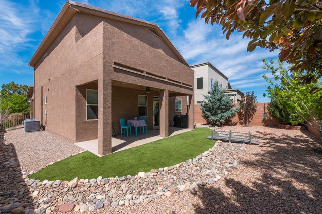 8800 Globe Street NW, Albuquerque, NM 87114