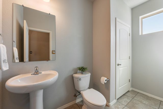 8800 Globe Street NW, Albuquerque, NM 87114