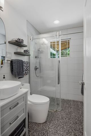 865 W Hillwood Dr, Nashville, TN 37205