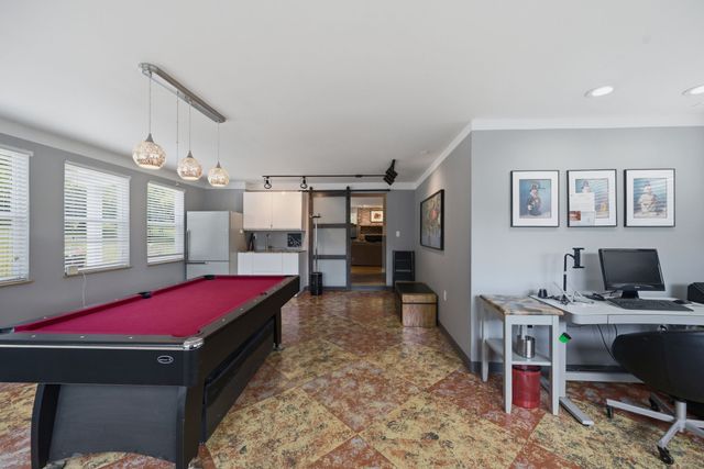 865 W Hillwood Dr, Nashville, TN 37205