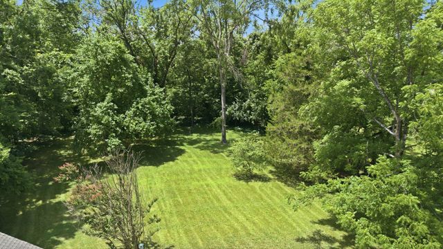 865 W Hillwood Dr, Nashville, TN 37205