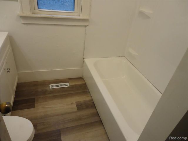 2274 N Carolina Street, Saginaw, MI 48602