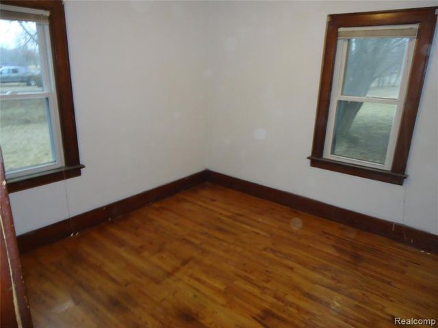 2274 N Carolina Street, Saginaw, MI 48602