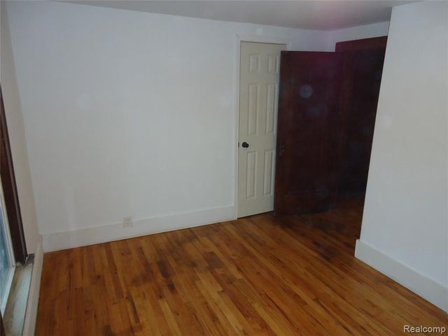 2274 N Carolina Street, Saginaw, MI 48602