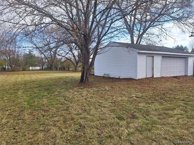 2274 N Carolina Street, Saginaw, MI 48602