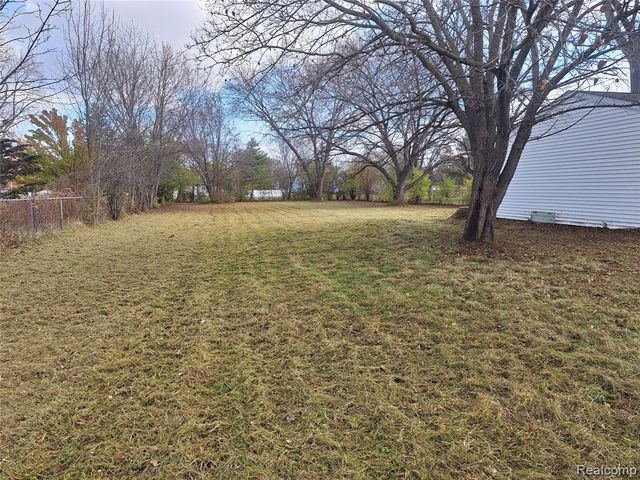 2274 N Carolina Street, Saginaw, MI 48602