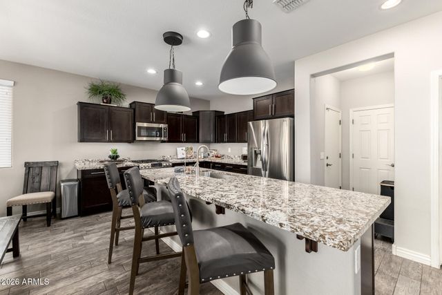 2398 E HAZELTINE Way, Gilbert, AZ 85298