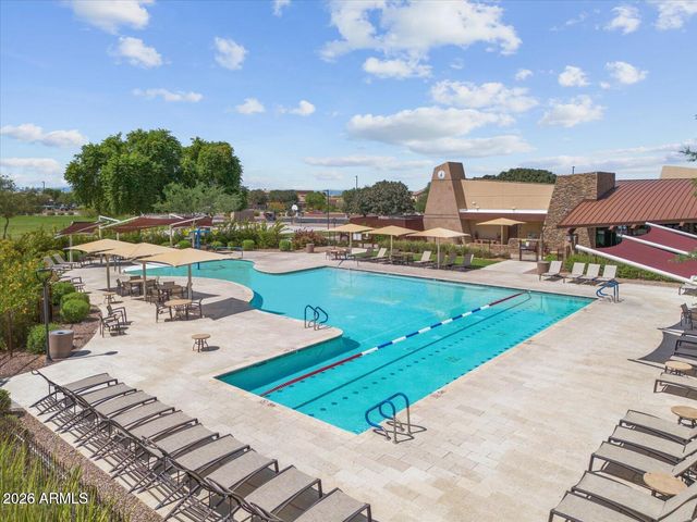 2398 E HAZELTINE Way, Gilbert, AZ 85298