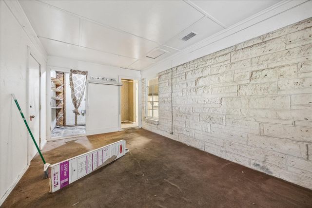2024 W Ben White BLVD, Austin, TX 78704
