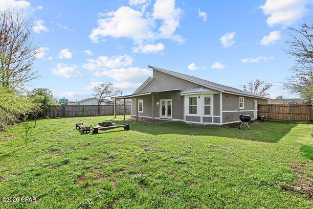 602 Sparrow Street, Lynn Haven, FL 32444