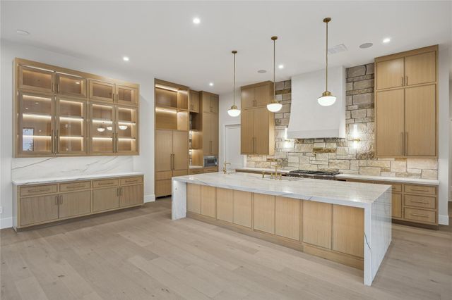 14106 Heatherfield Drive, Houston, TX 77079