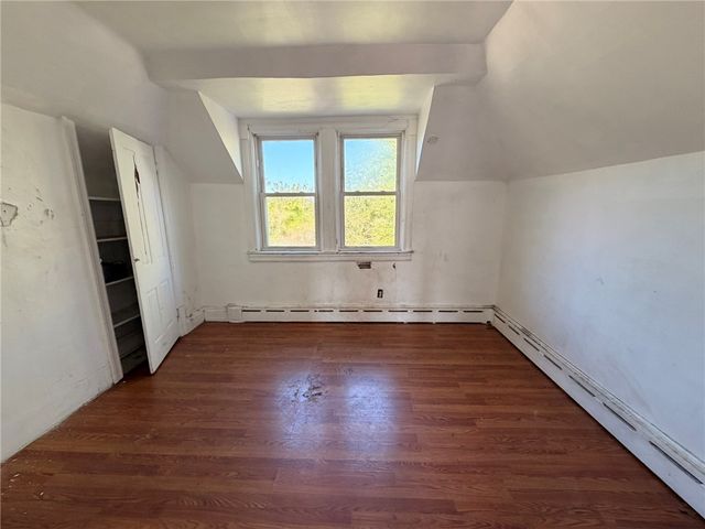 103 Romeyn St, Knoxville, PA 15210