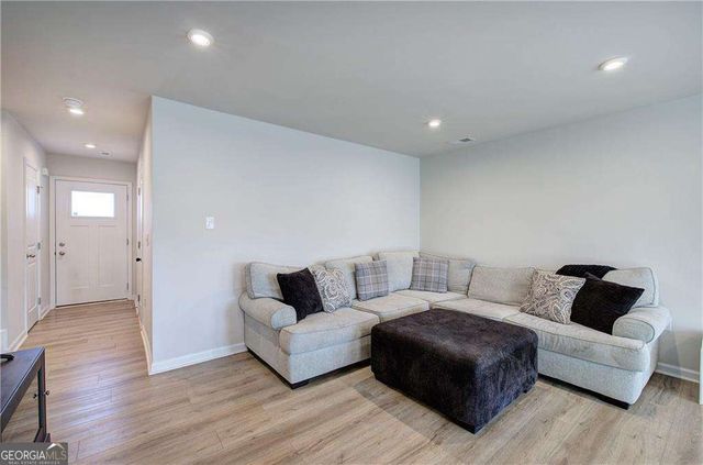 121 Chastain Drive SW, Cartersville, GA 30120