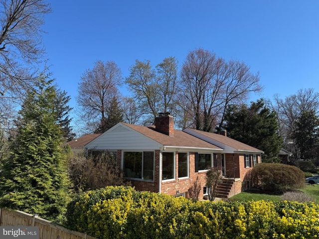 2807 MAPLE LN, Fairfax, VA 22031