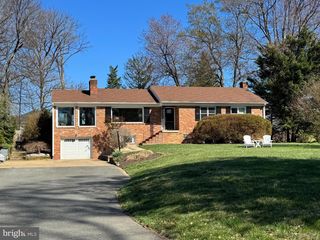 2807 MAPLE LN, Fairfax, VA 22031