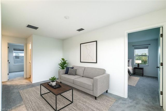 12093 Monterey Pine LN, Fort Myers, FL 33966