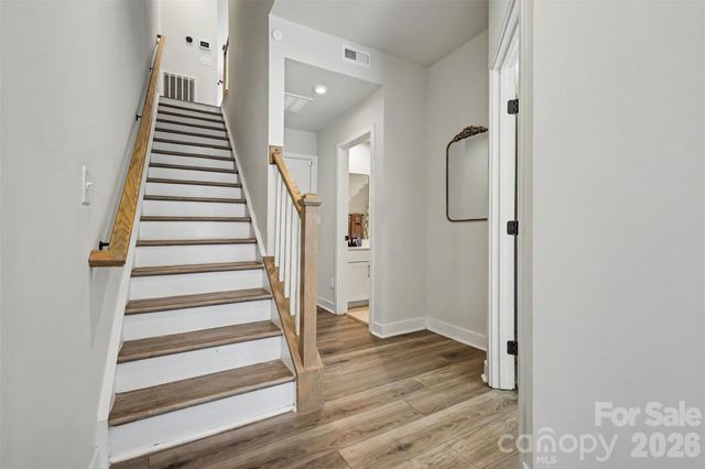1018 Simcoe Lane, Charlotte, NC 28217