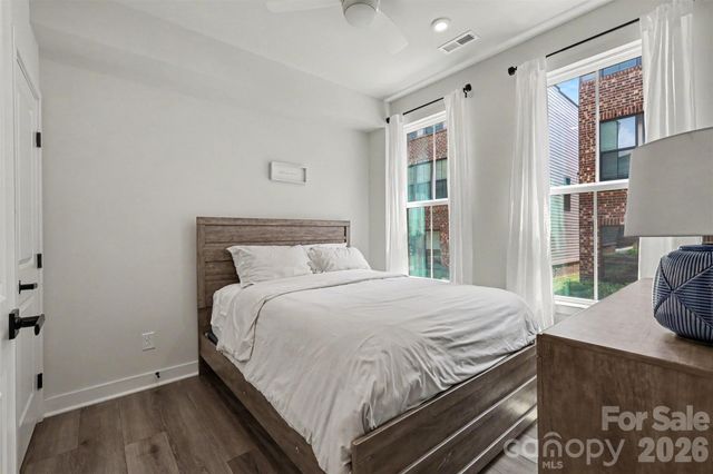 1018 Simcoe Lane, Charlotte, NC 28217