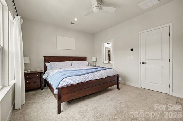 1018 Simcoe Lane, Charlotte, NC 28217