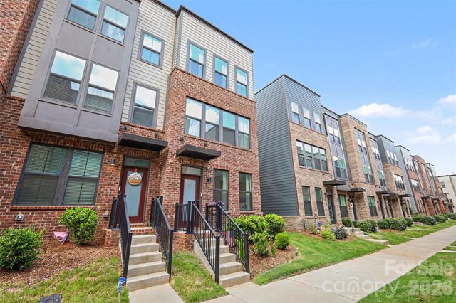 1018 Simcoe Lane, Charlotte, NC 28217