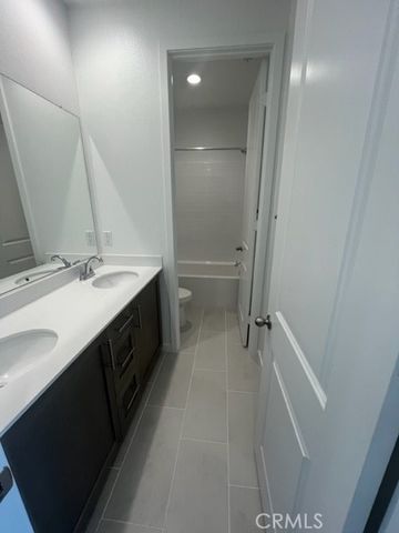 29205 Santa Fe Springs Court, Winchester, CA 92596