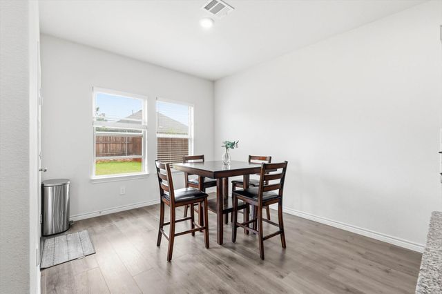 9800 Quail Pointe Road, Aubrey, TX 76227