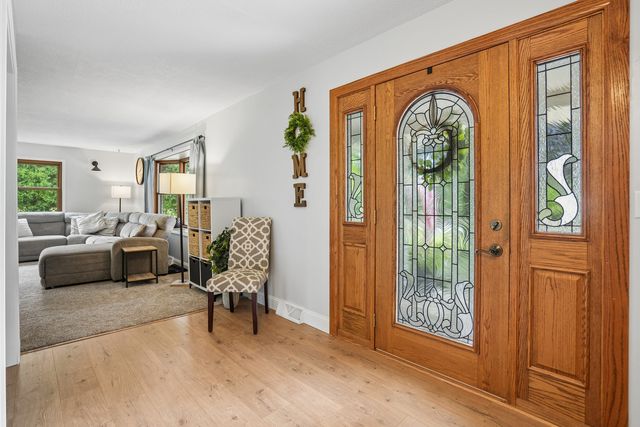 4200 Tanglewood Road, Bettendorf, IA 52722