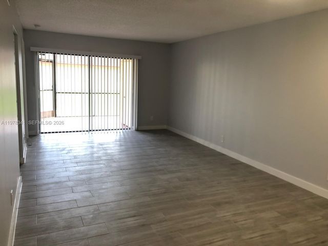 3400 Foxcroft Rd 104, Miramar, FL 33025