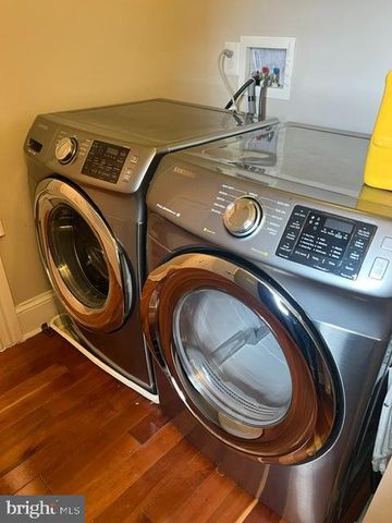 411 E LAFAYETTE AVE E, Baltimore, MD 21202