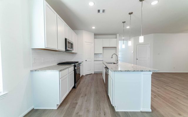 13405 Dalvay Beach Drive, Texas City, TX 77568