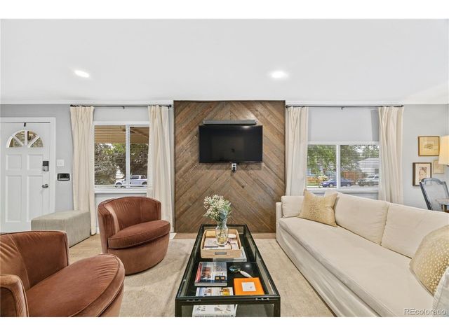 4374 S Galapago St, Englewood, CO 80110