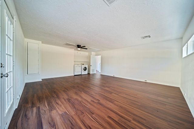 28702 Champion Oaks Drive, Magnolia, TX 77354