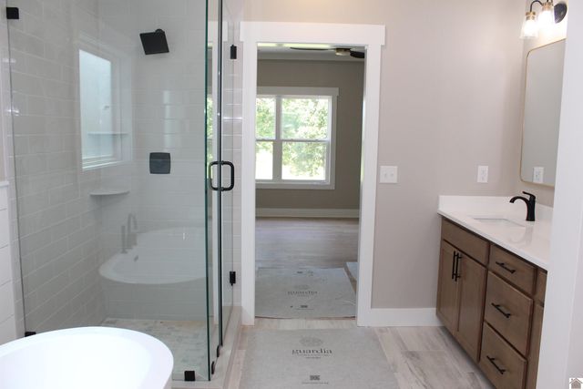 362 Moon Bay Drive # 6, Kuttawa, KY 42055