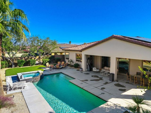 74142 Cosmopolitan Lane, Palm Desert, CA 92211