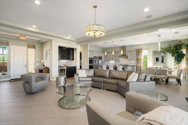 74142 Cosmopolitan Lane, Palm Desert, CA 92211