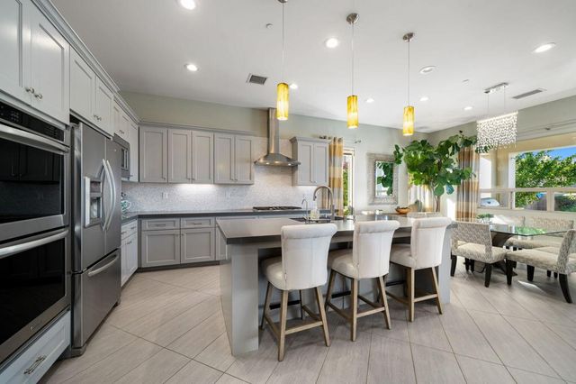 74142 Cosmopolitan Lane, Palm Desert, CA 92211