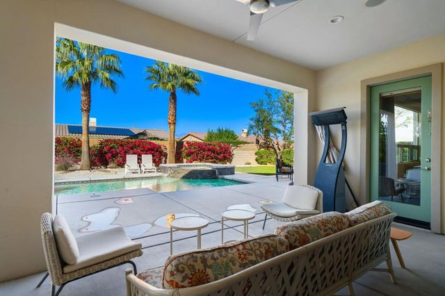 74142 Cosmopolitan Lane, Palm Desert, CA 92211