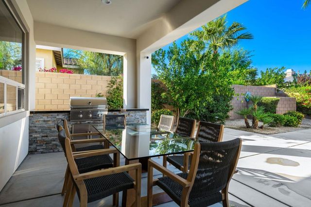 74142 Cosmopolitan Lane, Palm Desert, CA 92211