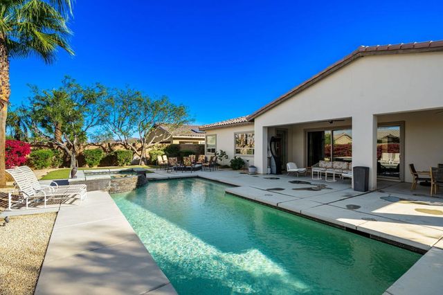 74142 Cosmopolitan Lane, Palm Desert, CA 92211